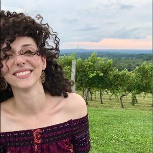 Meet your Posher, Marika